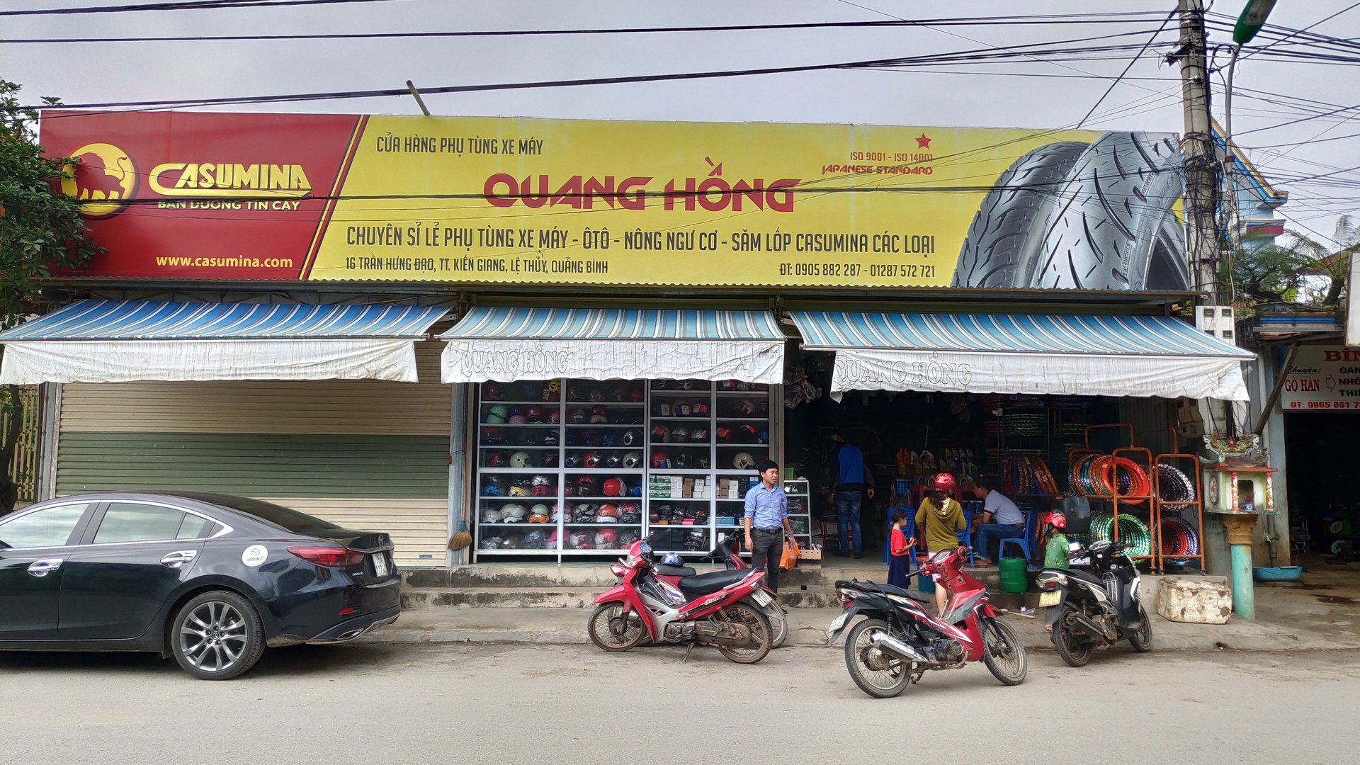 tiệm đạp nước ngay gần đây